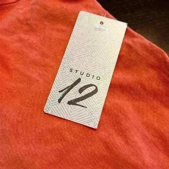 NWT Ladies Studio 12 Brand "Long Weekend" Top, Blouse, T Shirt, Tee- Size XXL - Picture 3 of 8